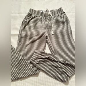 Sonoma Women’s Gray and White Striped Pajama Pants
